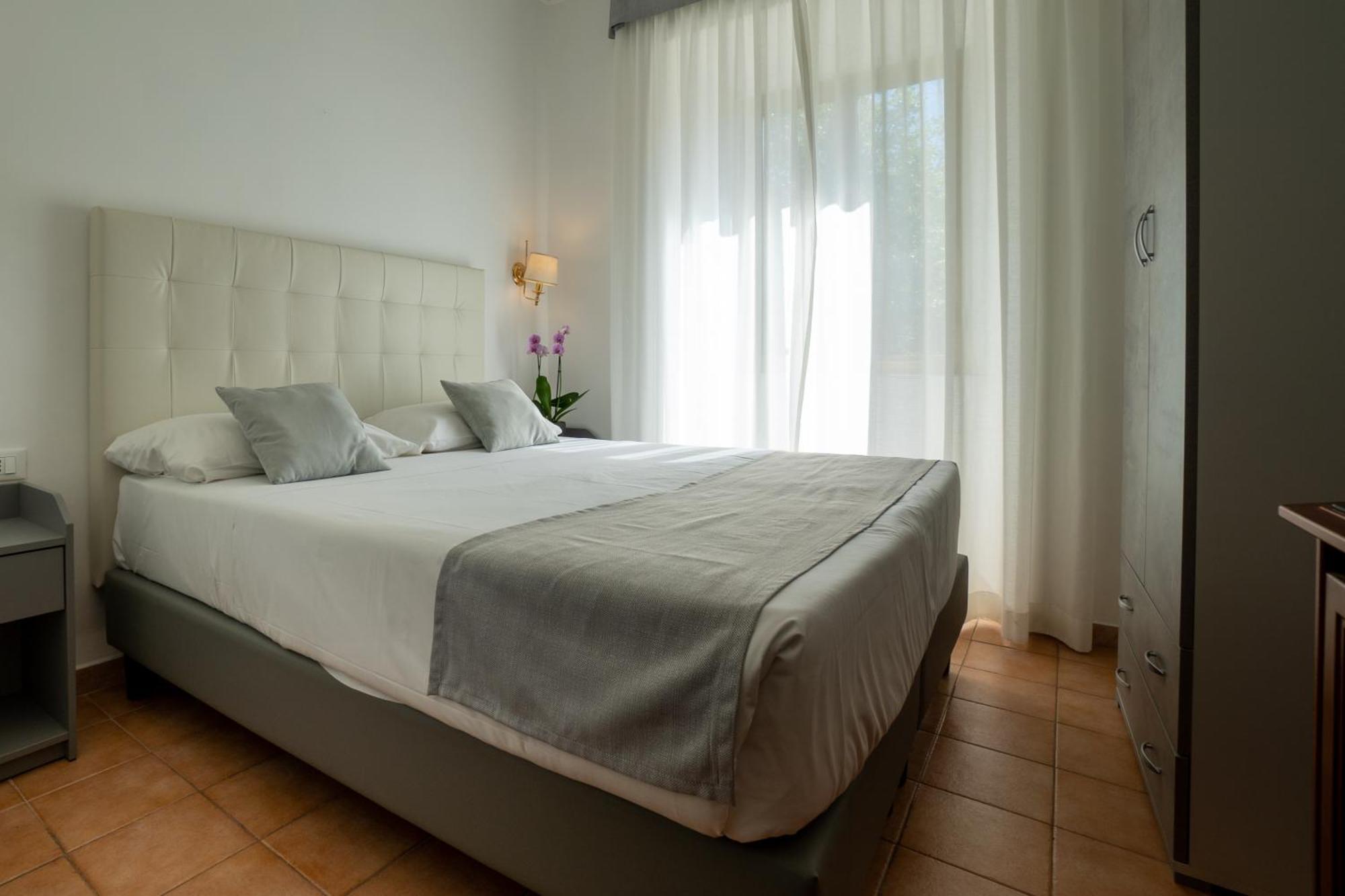 Hotel Gabriella Rzym Zewnętrze zdjęcie
